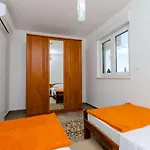 Rozalia 아파트 트로기르