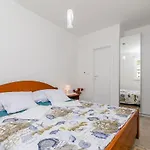 Rozalia Trogir