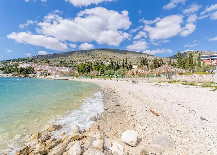 Rozalia Трогір